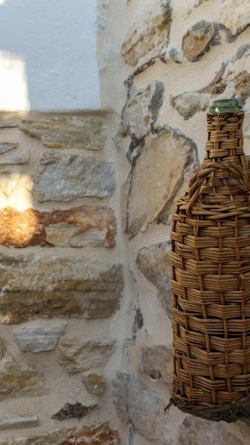 Laina Traditional Guest House Aperathos Exterior photo
