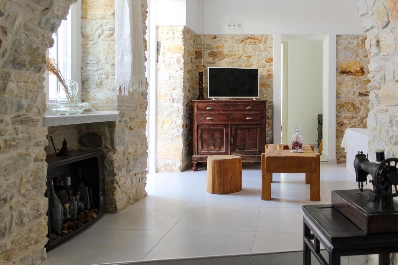 Laina Traditional Guest House Aperathos Exterior photo